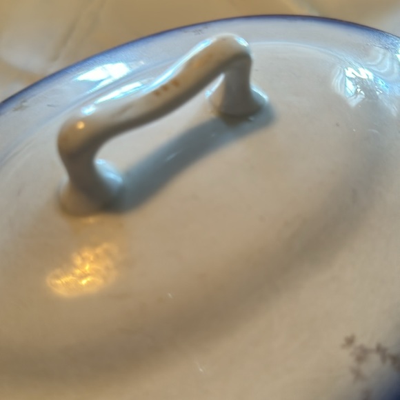 Vintage Covered China Dish - Picture 12 of 12